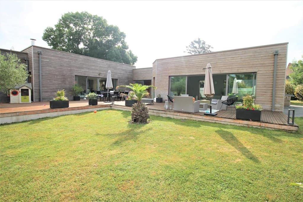 D'architecte Avec Piscine Chauffee Ligny-en-Cambresis