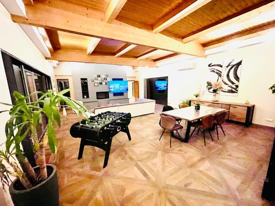 D'architecte Avec Piscine Chauffee Ligny-en-Cambresis